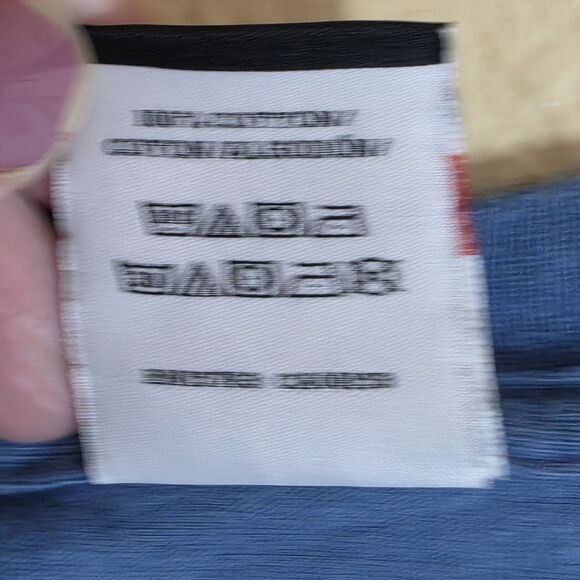 Hanes Beefy-T Vintage 90s Graphic Tee dog water fight Navy Blue Size Large - Picture 9 of 9